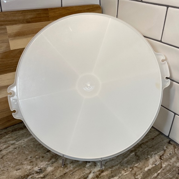 Tupperware White Pie Taker #719 & White Divided Tray #405 & 1 Clear Handle VTG - Picture 13 of 14